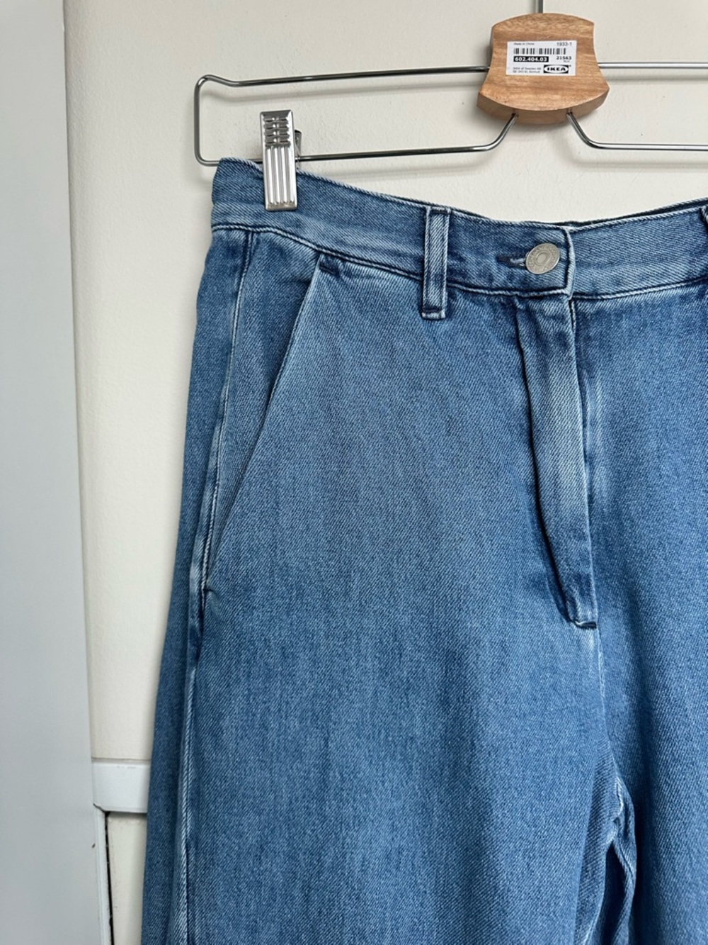 COS ($169) High Waisted Wide Leg Jeans | Minimalist Pleated Front Denim | Size 6 - Picture 7 of 16